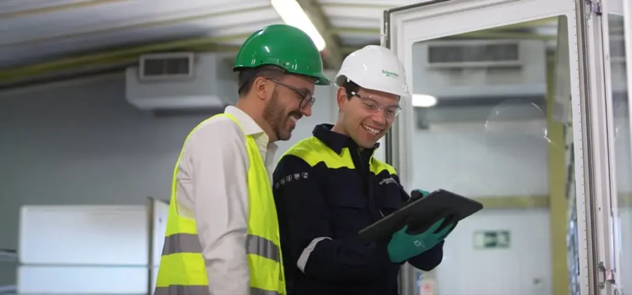Schneider Electric 3-Phase UPS